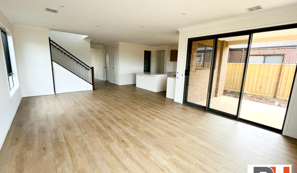 Living Area 2