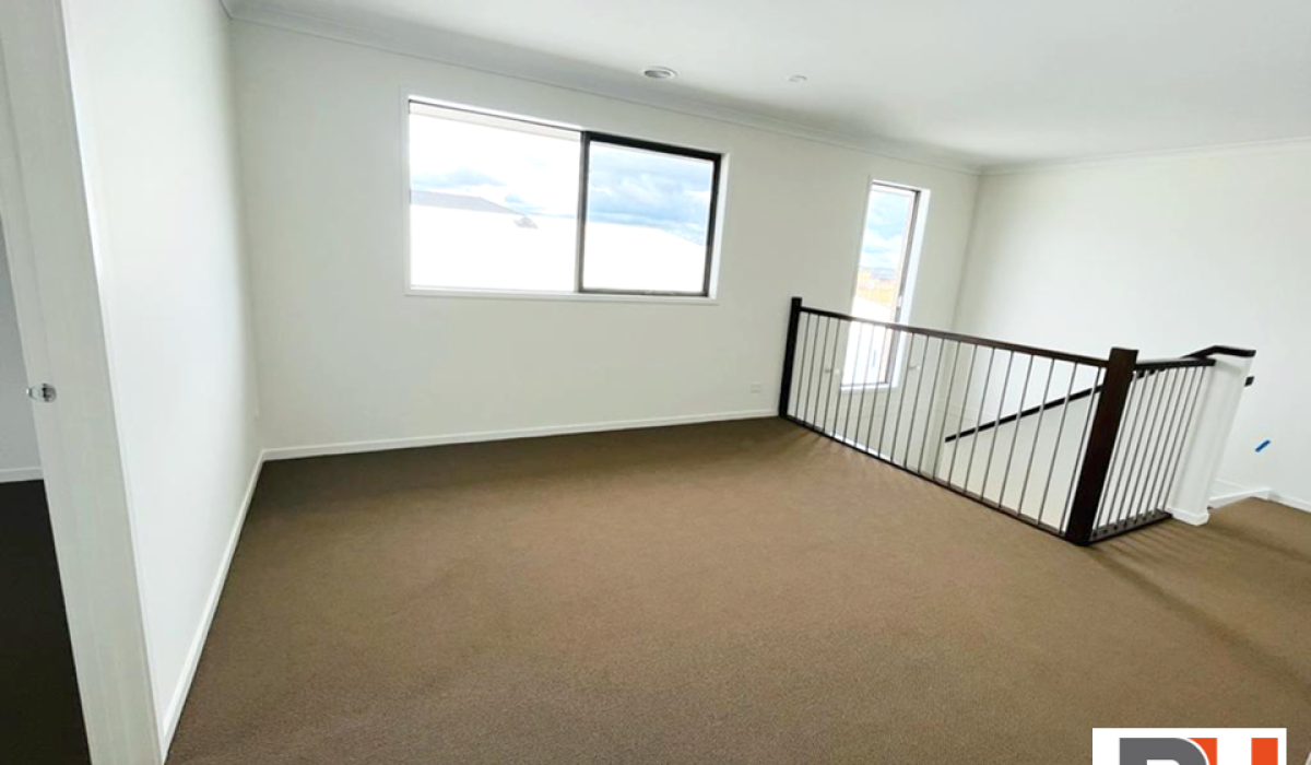 upstairs Living 2